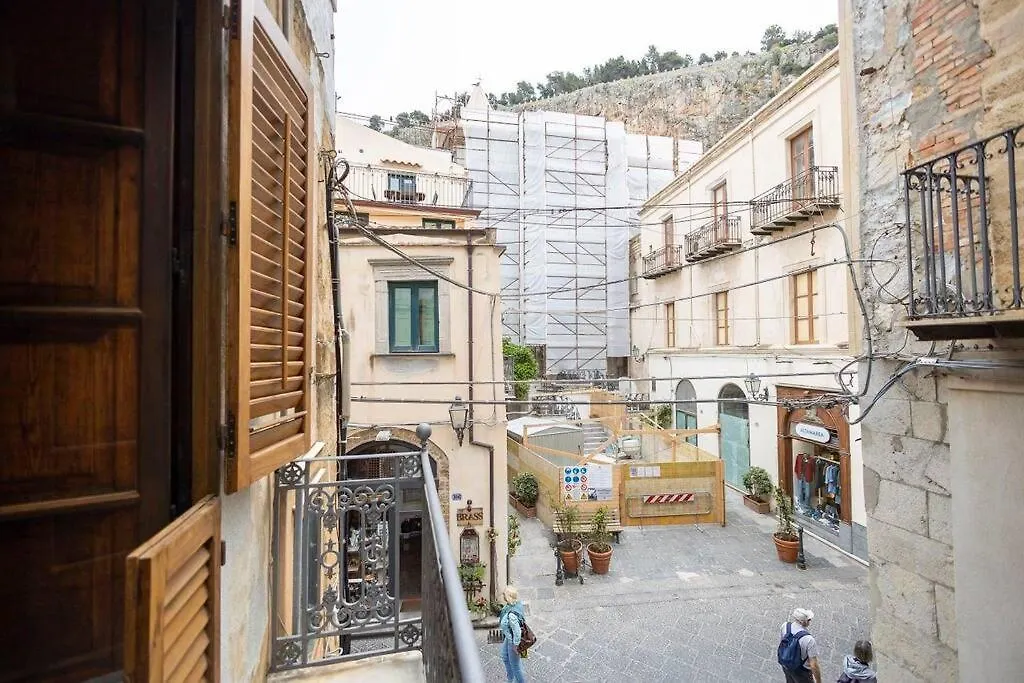 Loftbotta2Cefalu Apartment